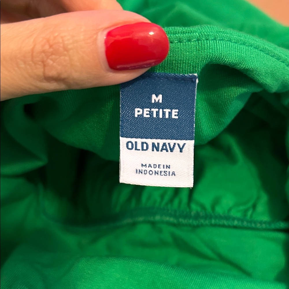 Old Navy Women’s Green Spaghetti Strap Dress - NWT, Size Medium Petite - Picture 4 of 7